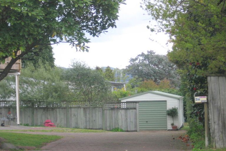 Photo of property in 1/3 Parata Street, Two Mile Bay, Taupo, 3330