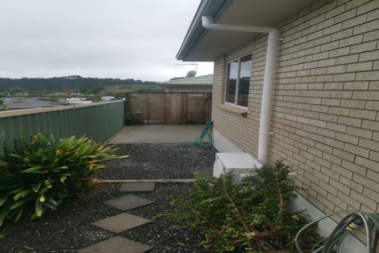Photo of property in 4/8 Village Place, Tuakau, 2121
