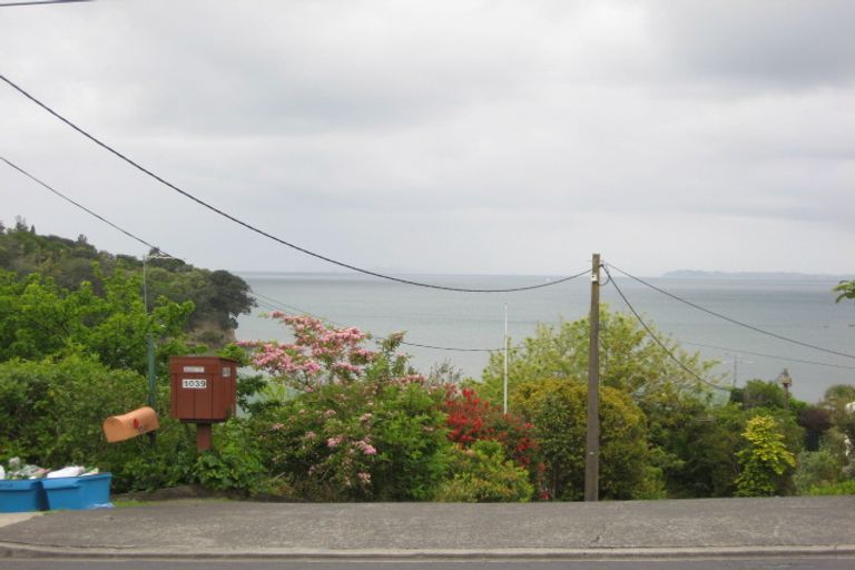 Photo of property in 1041 Whangaparaoa Road, Tindalls Beach, Whangaparaoa, 0930