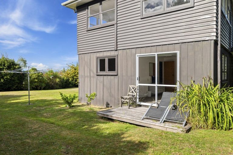 Photo of property in 11 Alberta Street, Acacia Bay, Taupo, 3330