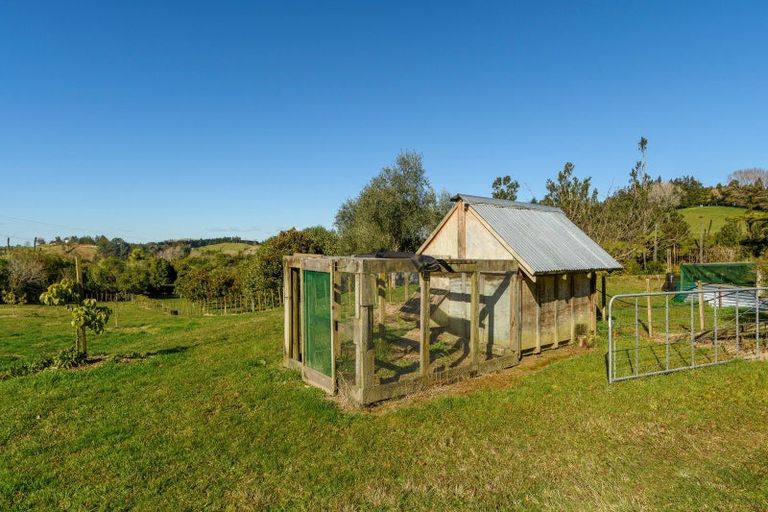 Photo of property in 35 Hume Road, Aongatete, 3181