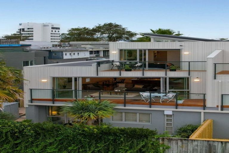 Photo of property in 19b Rostrevor Street, Hamilton Central, Hamilton, 3204