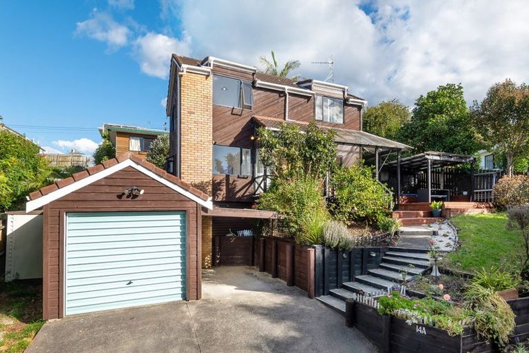 Photo of property in 1/14 Helicon Place, Totara Vale, Auckland, 0629