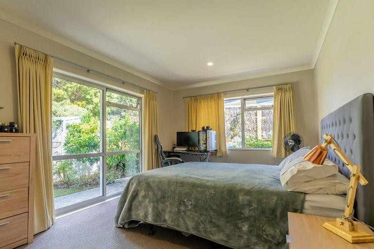 Photo of property in 72 Tawhai Place, Parahaki, Whangarei, 0112