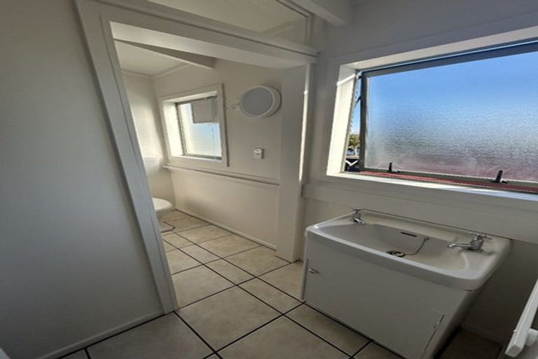 Photo of property in 17 Shrimpton Road, Haumoana, 4102