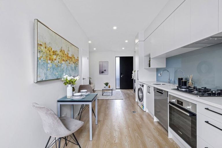 Photo of property in 39 Coronation Road, Papatoetoe, Auckland, 2025