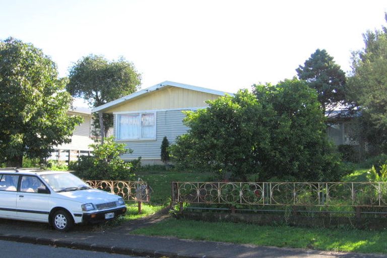 Photo of property in 30 Whitley Crescent, Otara, Auckland, 2023