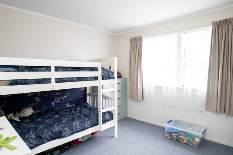 Photo of property in 10 Darlington Street, Ngatea, 3503