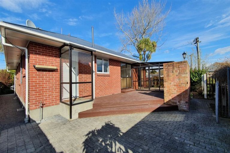 Photo of property in 1/44 Pinehurst Crescent, Russley, Christchurch, 8042