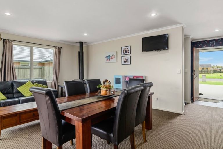 Photo of property in 75 Carroll Place, Owhata, Rotorua, 3010