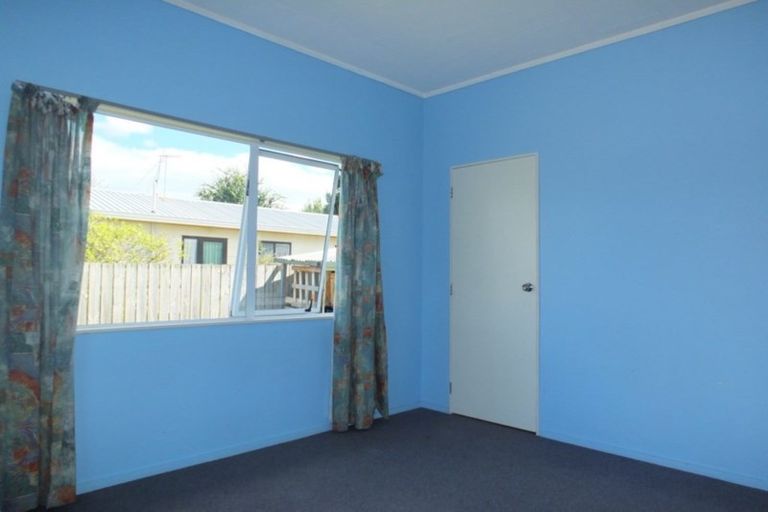 Photo of property in 11 Jenks Street, Foxton, 4814