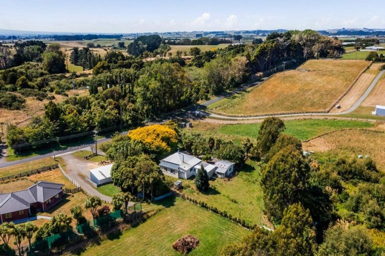 Photo of property in 210 Turuturu Road, Hawera, 4674