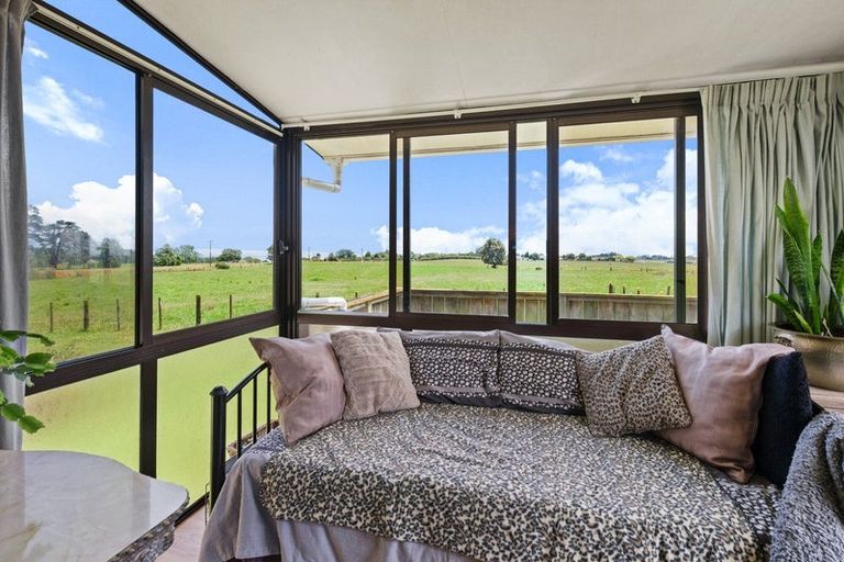 Photo of property in 30 Seagrove Road, Waiau Pa, Pukekohe, 2679