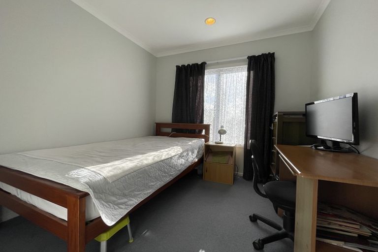 Photo of property in Tuscany Towers, 56/1 Ambrico Place, New Lynn, Auckland, 0600