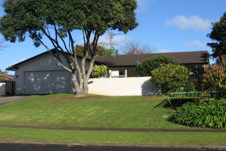 Photo of property in 4 Estelle Place, Farm Cove, Auckland, 2012