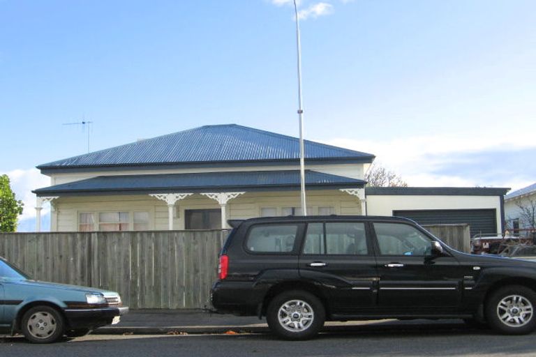 Photo of property in 118a Nelson Crescent, Napier South, Napier, 4110