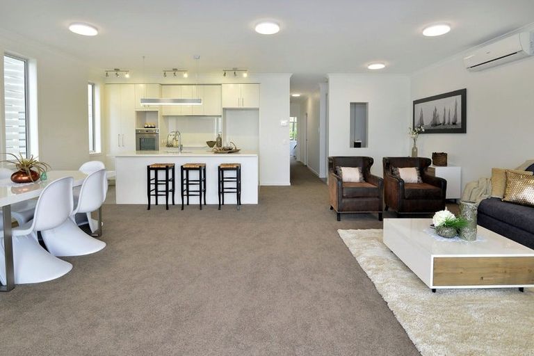 Photo of property in 45 Panorama Heights, Orewa, 0931