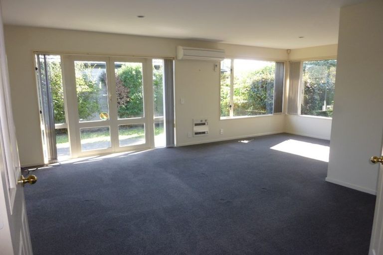 Photo of property in 2/30 Newnham Terrace, Upper Riccarton, Christchurch, 8041