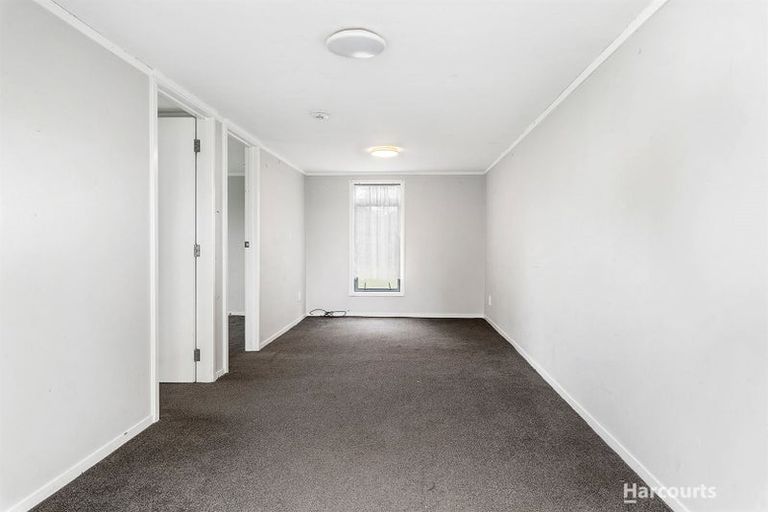 Photo of property in 132 Chichester Drive, Rosehill, Papakura, 2113