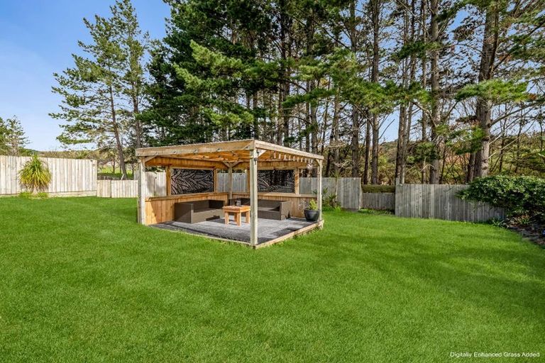 Photo of property in 318 Inland Road, Helensville, 0875