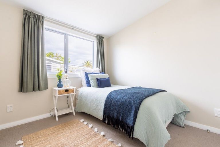 Photo of property in 15 Bluegum Road, Paraparaumu Beach, Paraparaumu, 5032