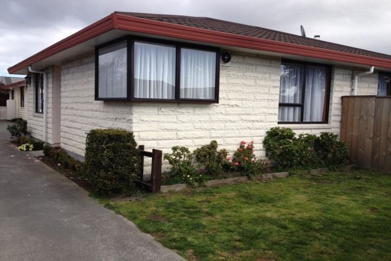 Photo of property in 1/267 Sawyers Arms Road, Bishopdale, Christchurch, 8053