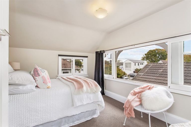 Photo of property in 59 Kotare Street, Fendalton, Christchurch, 8041
