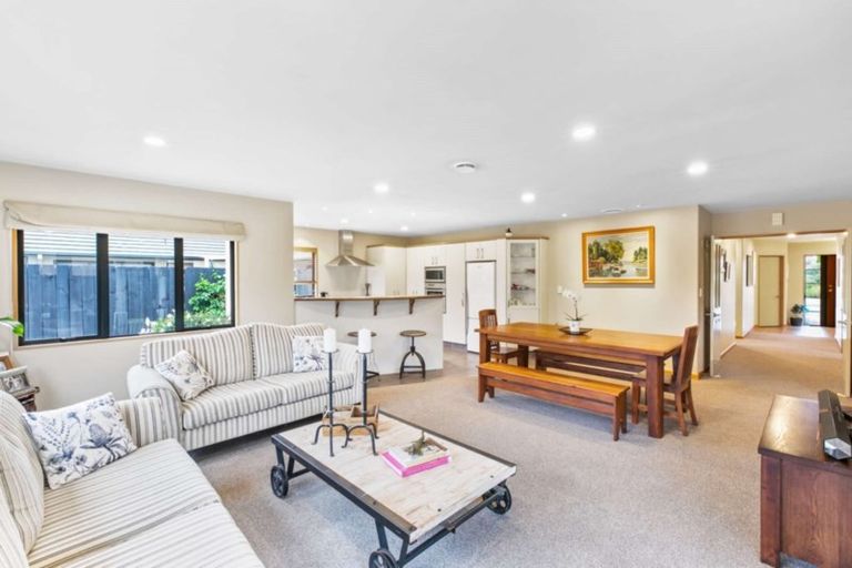 Photo of property in 82 Beachwater Drive, Papamoa Beach, Papamoa, 3118