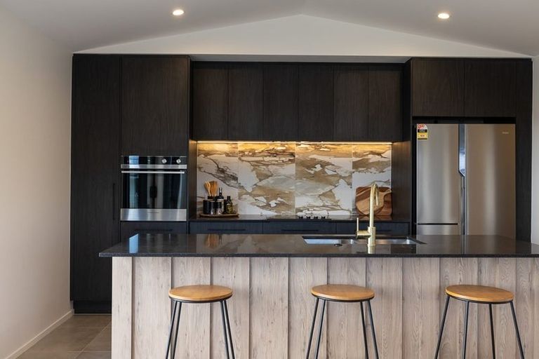 Photo of property in 11 Kanono Way, Helensville, 0800