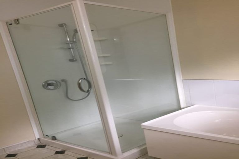 Photo of property in 8 Roskilda Crescent, Taradale, Napier, 4112