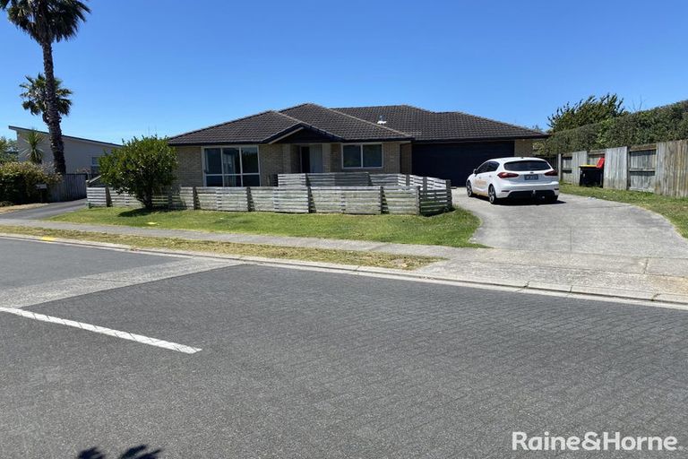 Photo of property in 30 Twin Oak Avenue, Papamoa Beach, Papamoa, 3118