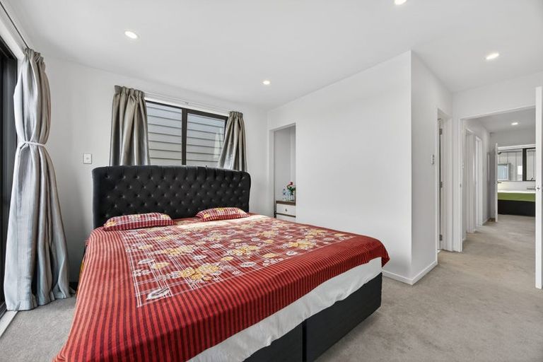 Photo of property in 46 Parahau Road, Papakura, 2110