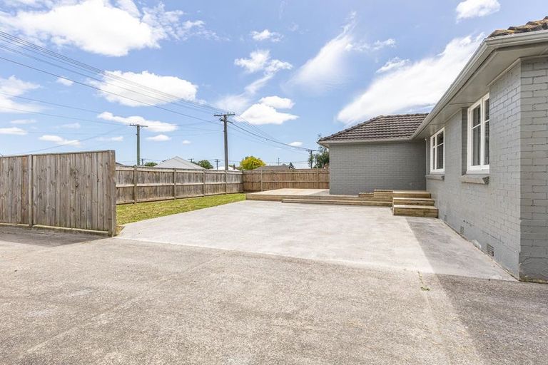 Photo of property in 1 Kauri Street, Levin, 5510