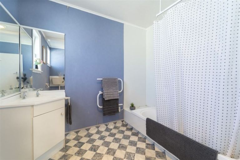 Photo of property in 69 Kuripuni Street, Kuripuni, Masterton, 5810