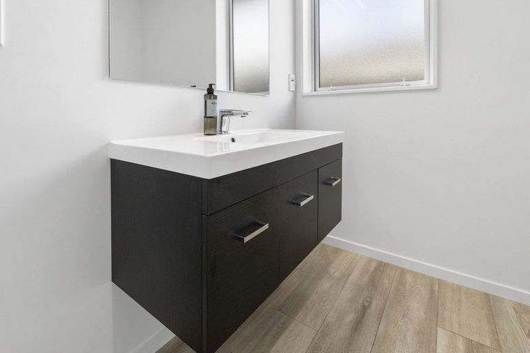 Photo of property in 1/13 Neill Street, Hornby, Christchurch, 8042