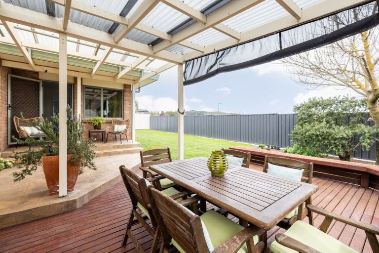 Photo of property in 13 Arcadia Lane, Havelock North, 4130