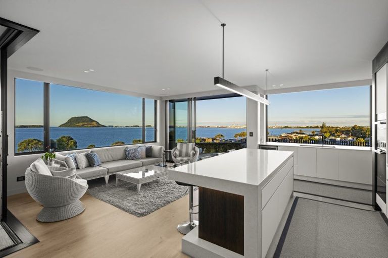 Photo of property in 35 Cooneys Drive, Matua, Tauranga, 3110