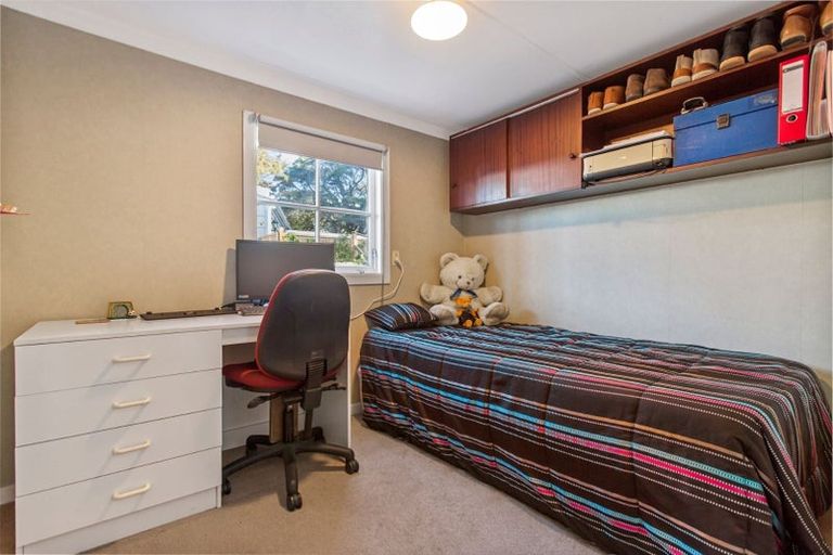 Photo of property in 72 Grande Vue Road, Hillpark, Auckland, 2102