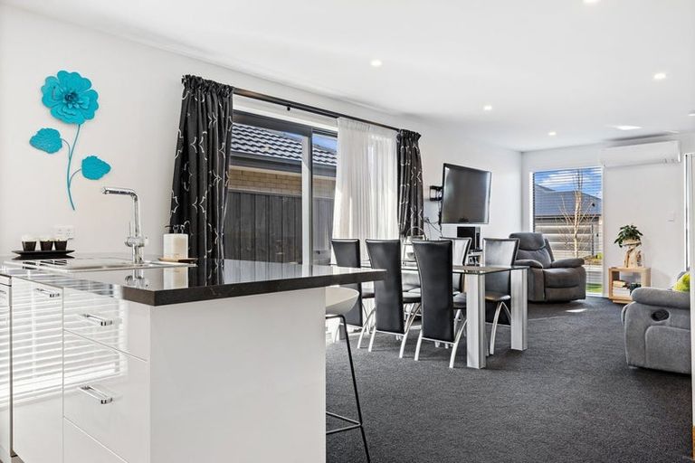 Photo of property in 16 Quinn Crescent, Woodend, 7610