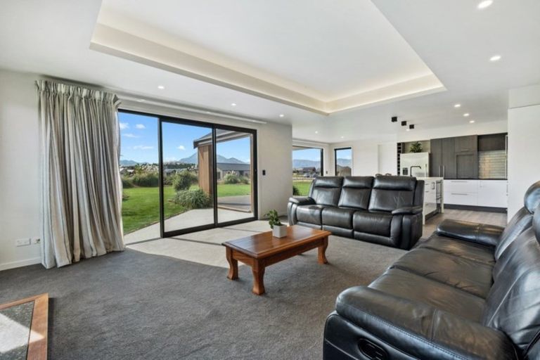 Photo of property in 18 Mount Linton Avenue, Wanaka, 9305
