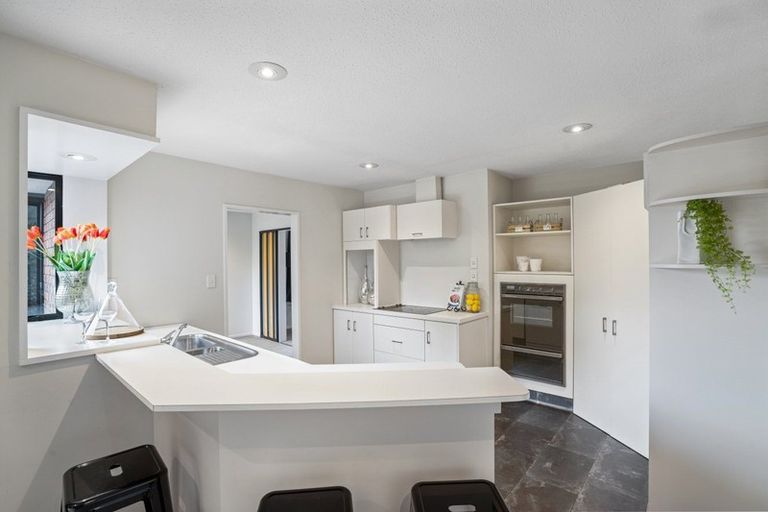 Photo of property in 4 Addison Place, Halswell, Christchurch, 8025