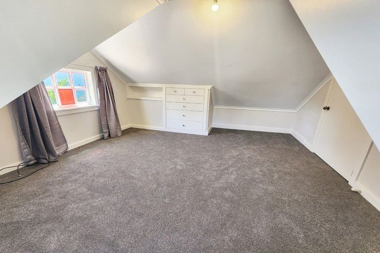 Photo of property in 1 Clyde Road, Bluff Hill, Napier, 4110