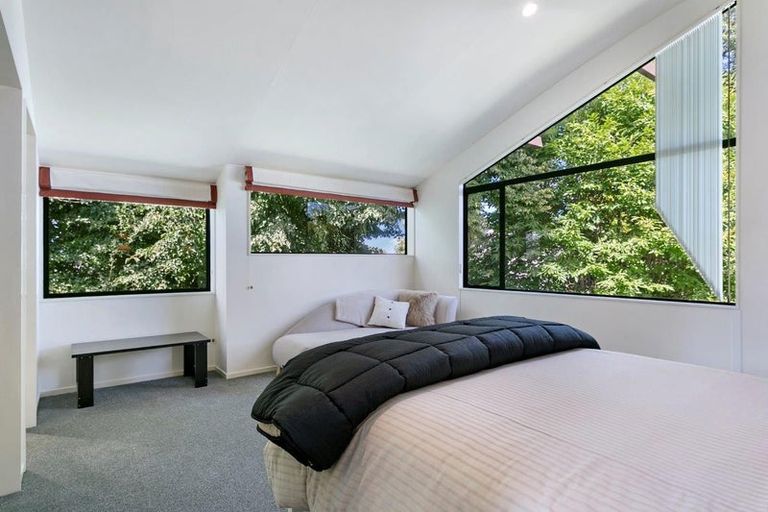 Photo of property in 2/124 Te Heuheu Street, Taupo, 3330