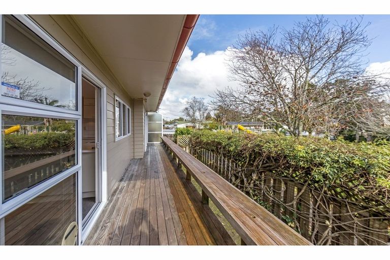 Photo of property in 2/26 Elliott Avenue, Bayview, Auckland, 0629