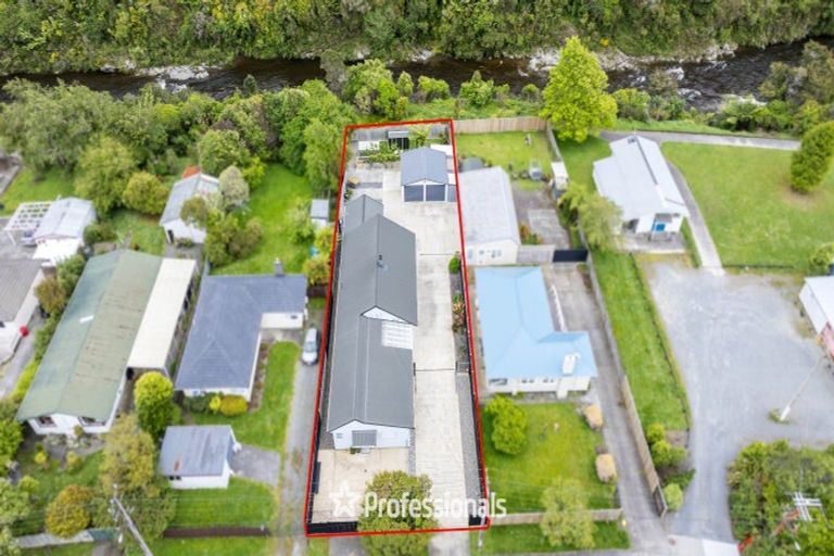 Photo of property in 48 Black Beech Street, Birchville, Upper Hutt, 5018