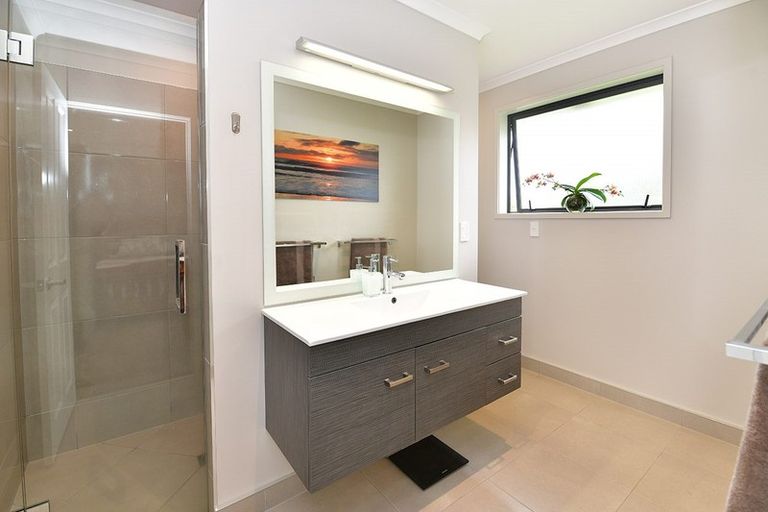 Photo of property in 15 Moses Road, Kaukapakapa, 0873