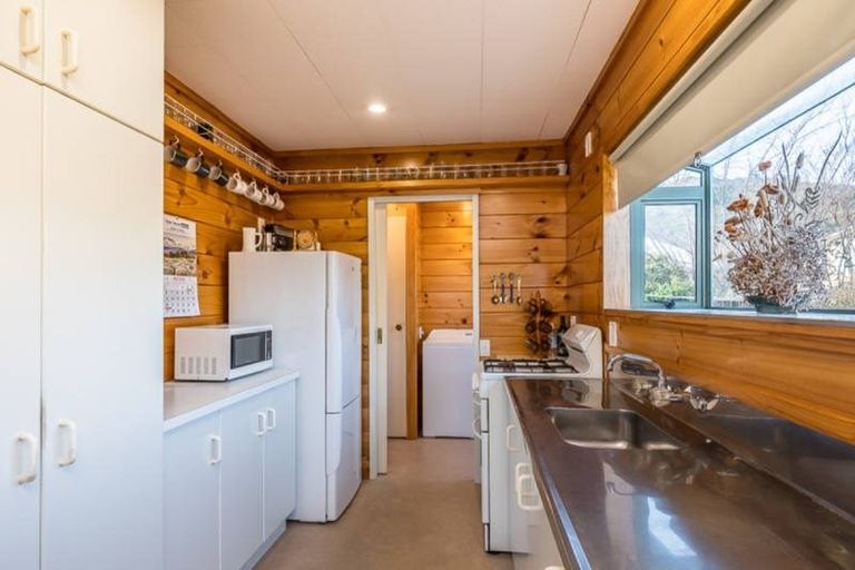 Photo of property in 37 Parata Street, Waikanae, 5036