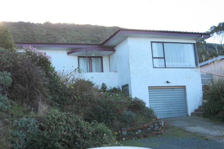 Photo of property in 13 Monowai Road, Ravensbourne, Dunedin, 9022
