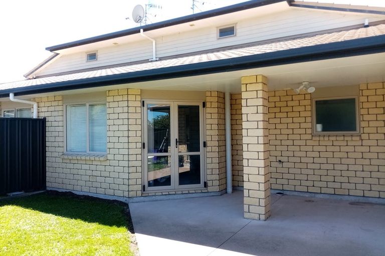 Photo of property in 58/64 Kawaha Point Road, Kawaha Point, Rotorua, 3010