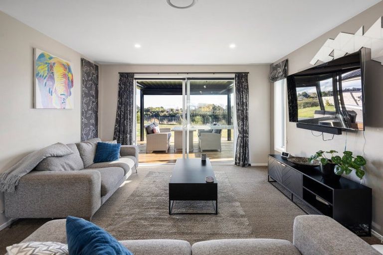 Photo of property in 15 Hyatt Close, Leamington, Cambridge, 3432